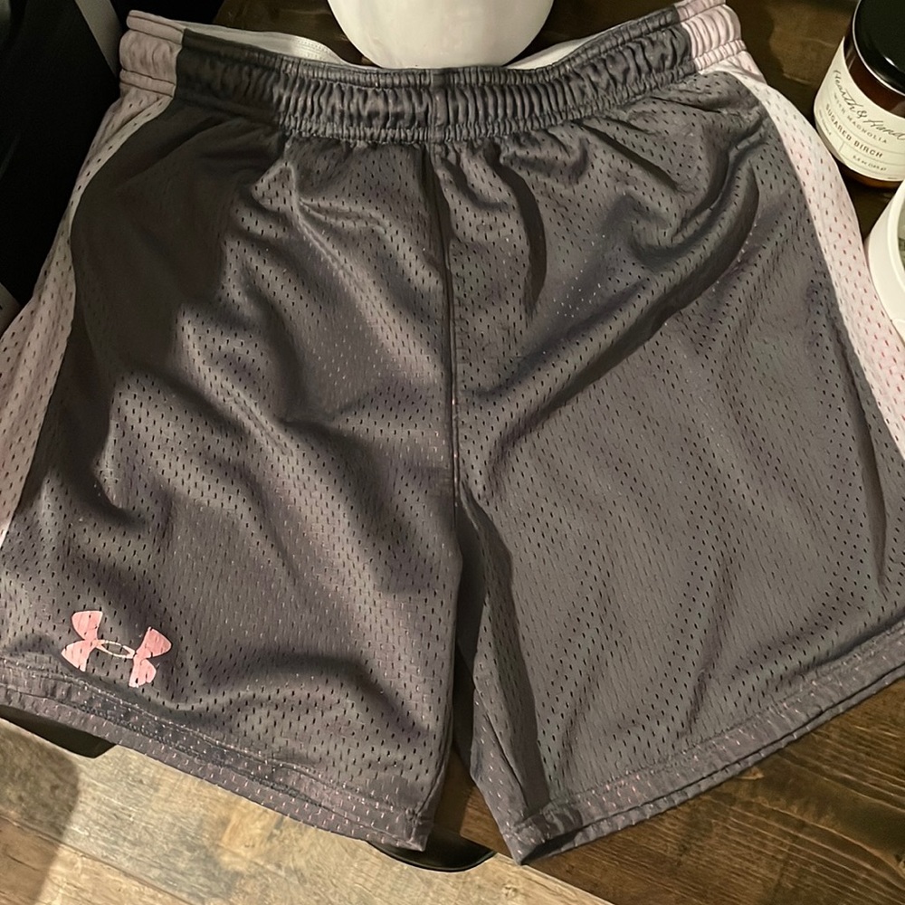 Underarmour shorts
